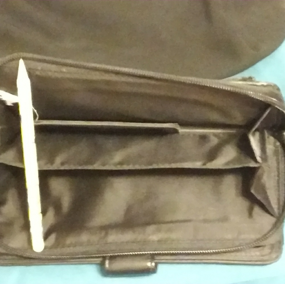 Wallet - Picture 4 of 5